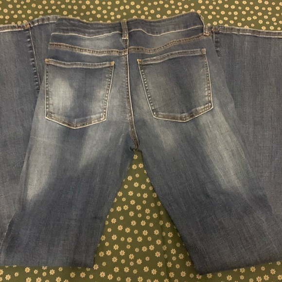 🏷️ 3 for $10
Bootcut Jeans - Picture 5 of 9